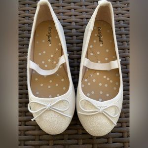 Cat & Jack shimmery ballet flats 9C